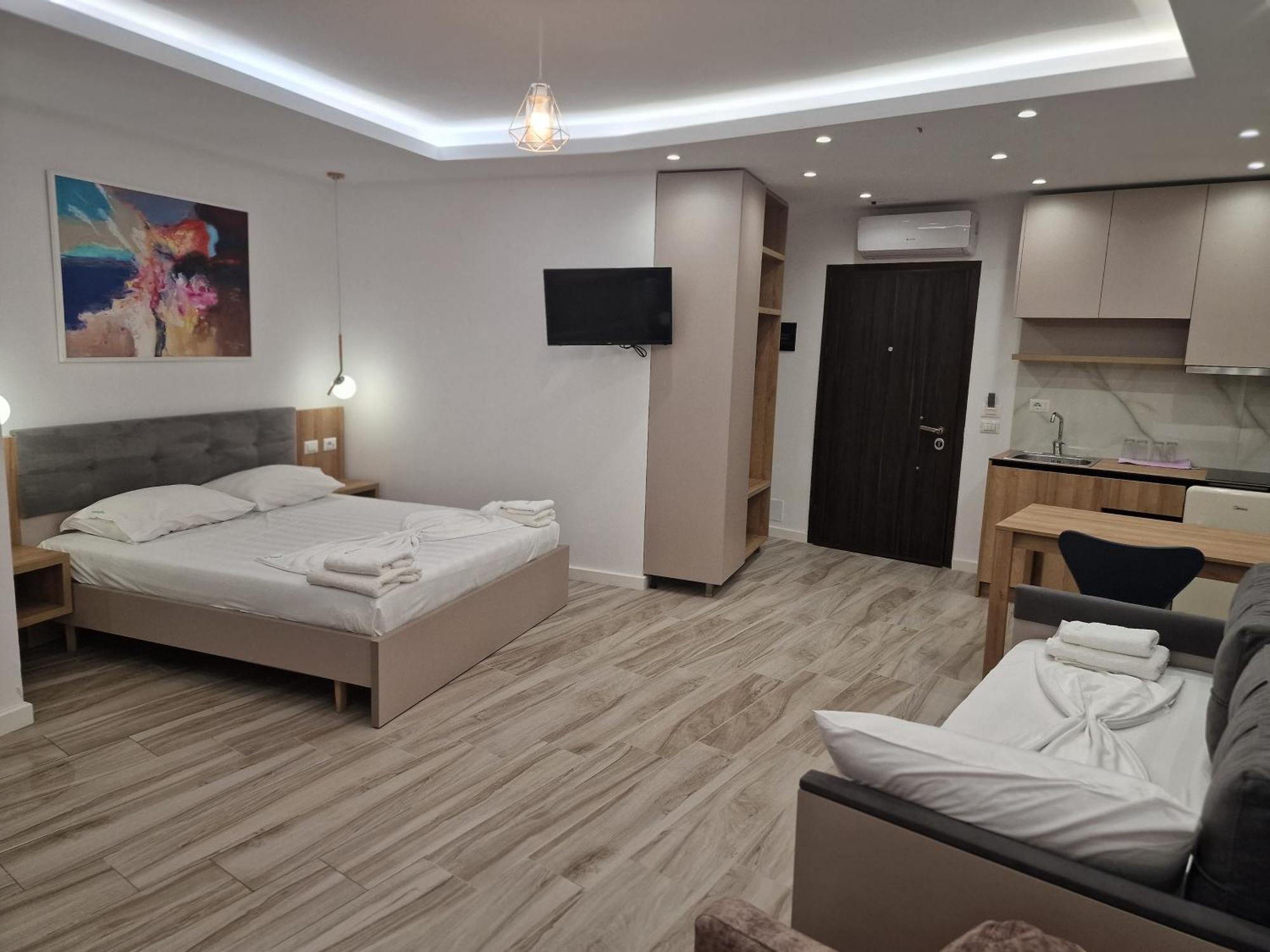 Joanna Suites Sarandë Exterior foto