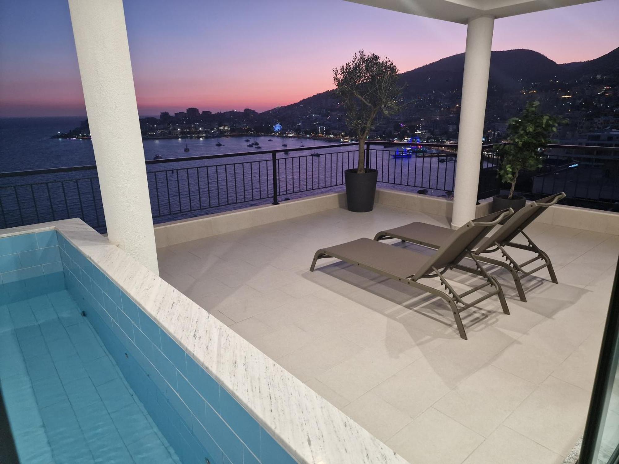 Joanna Suites Sarandë Exterior foto
