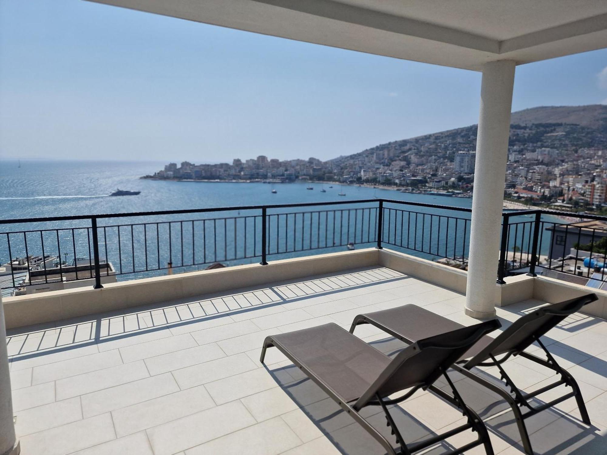 Joanna Suites Sarandë Exterior foto