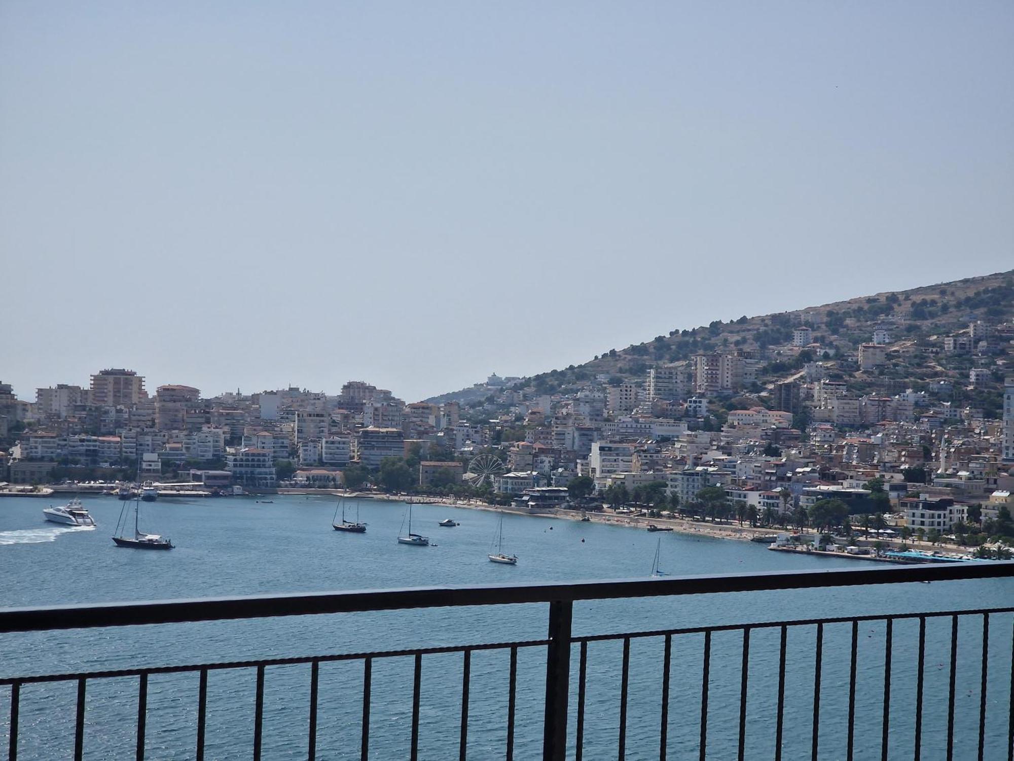 Joanna Suites Sarandë Exterior foto